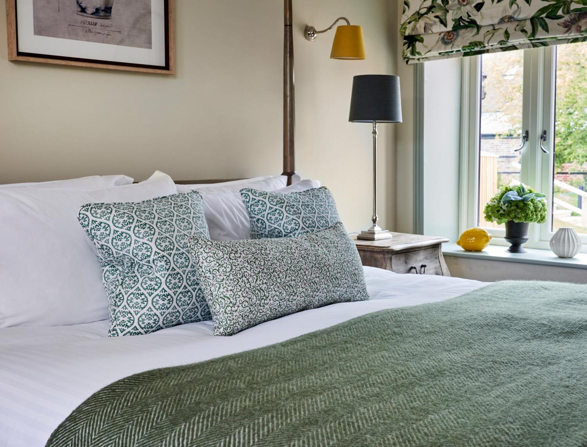 The Montagu Arms Hotel Beaulieu Phòng bức ảnh